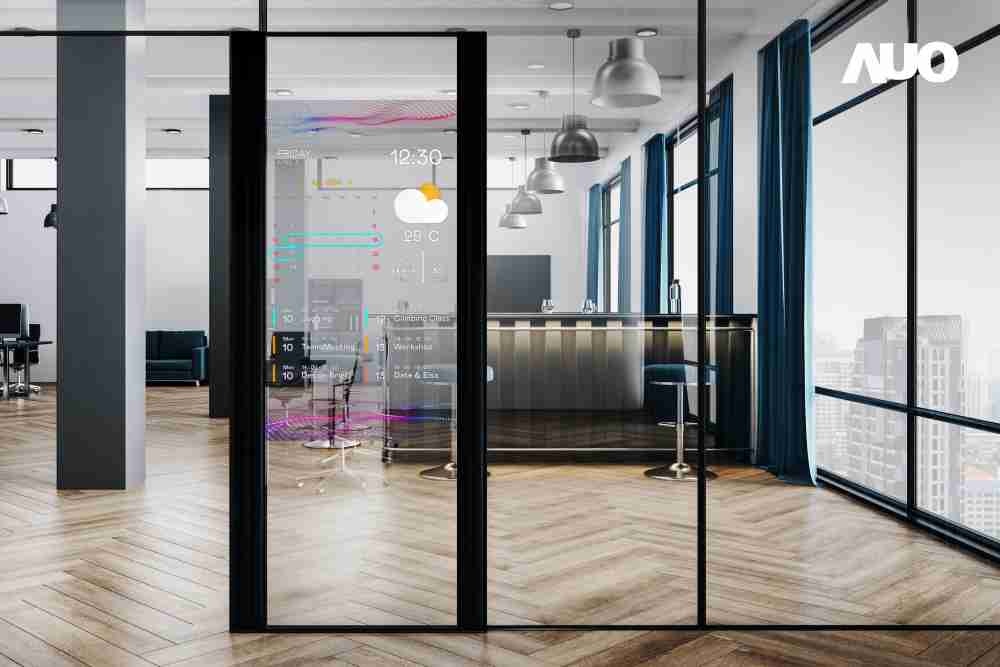 尊龙集团致力于研发低能耗之绿色产品，，如低能耗发光组件Micro LED显示技术，，具高透明、、、可无限拼接的特性，，可依需求调整并延伸应用于不同场域，，，包括汽车侧窗或家庭玄关、、、智慧橱窗、、商业展示等