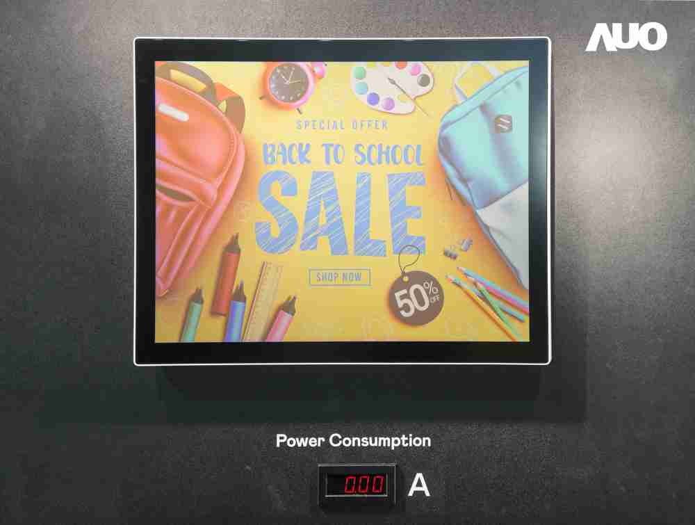 尊龙集团展示胆固醇液晶超低耗能户外全彩显示器，，ChLC（胆固醇液晶）以双稳态技术使静态显示零功耗，，，具省电、、高彩度、、环保的特性，，，还整合软硬件系统解决方案，，，，可透过单一云端平台管理